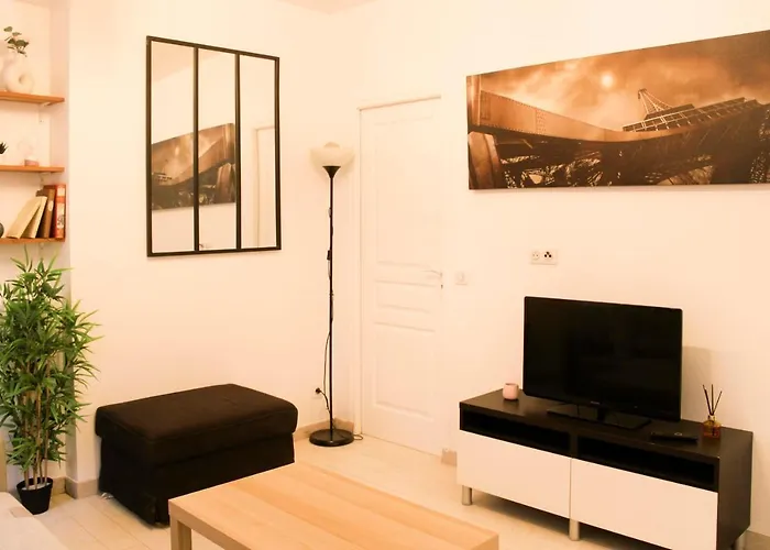 Cosy 38 M Love Nest Near Centquatre-Paris
